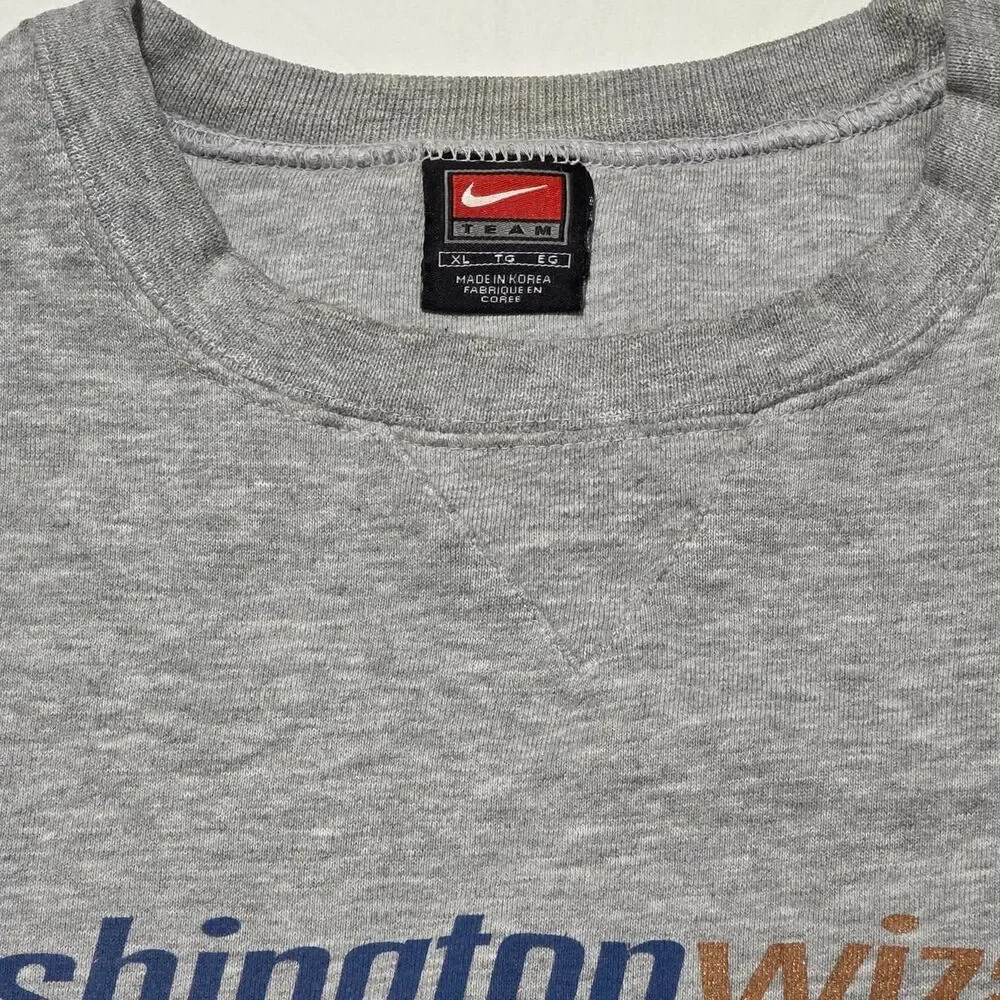 Vintage 90's Nike Washington Wizards Michael Jordan 23 Crewneck XL